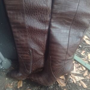Brown Crocodile Pattern Knee-High Boots